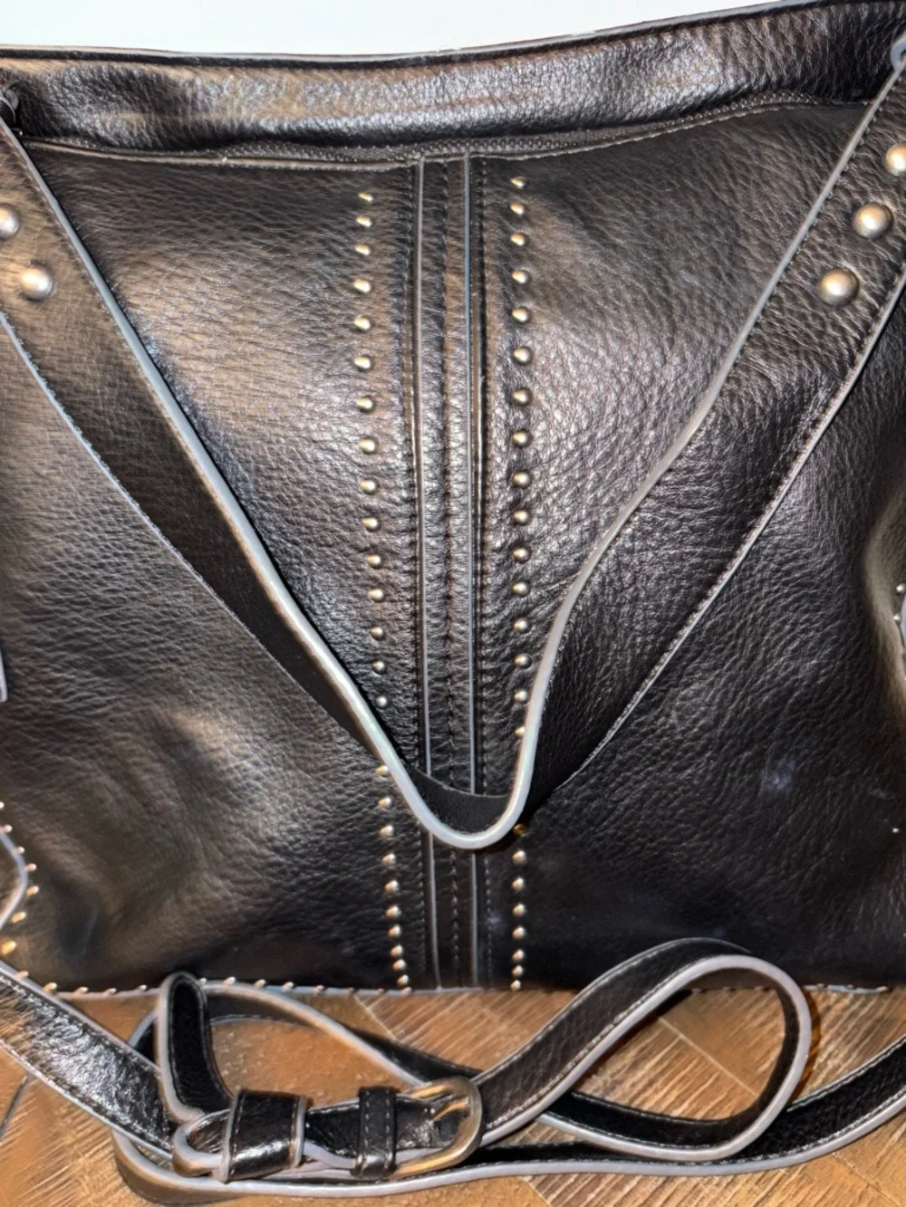 Montana West Black Studded Conceal Carry CCW Crossbody Western Purse - Picture 2 of 8